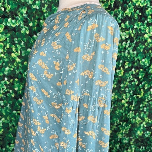 Caslon Split Neck Top in Green Yellow Mia Floral size small 100% Modal - Picture 5 of 15